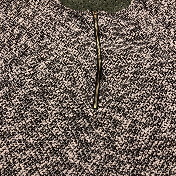 Heathered black and white sweater blouse - Picture 2 of 3